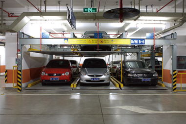 現(xiàn)代化停車場(chǎng)設(shè)備設(shè)施詳解 從基礎(chǔ)到智能的全方位解析